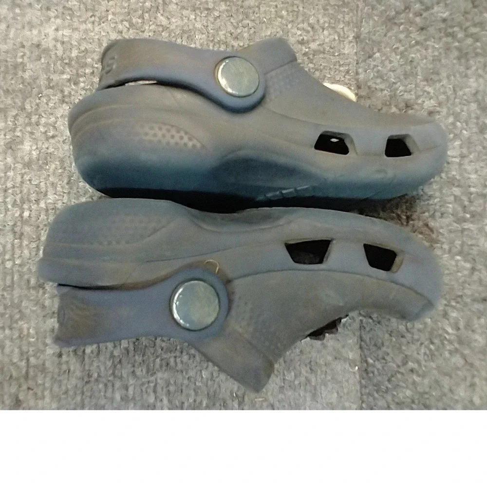 Crocs Classic Clog Kids Size C7 Navy Blue Jibbitz Charms Bluey Bus Sports